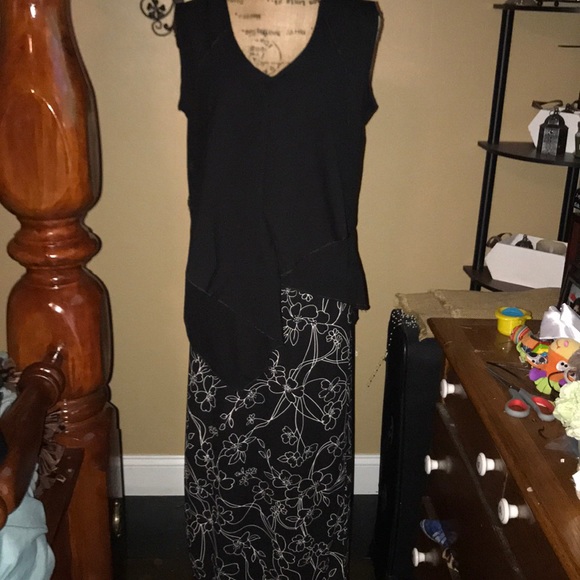 Cote femme Dresses & Skirts - Beautiful skirt set